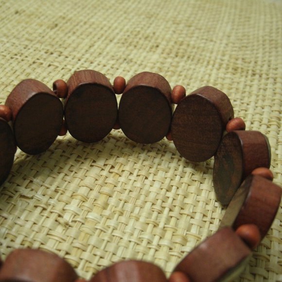 Handmade Wood Religious Pictures Bracelet - Picture 8 of 16